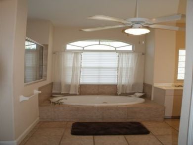 Cape Coral Home 908835 Cape Coral Home 908835