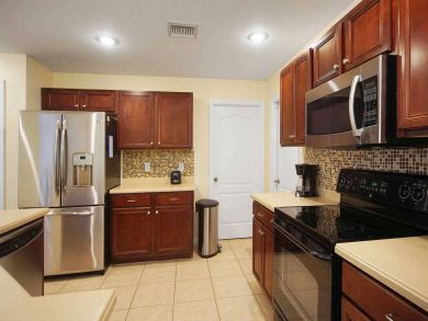Cape Coral Three Bedroom Vacation Rental Home Cape Coral Three Bedroom Vacation Rental Home