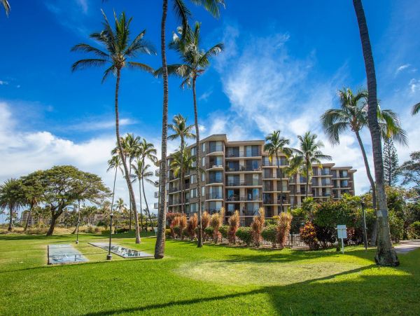 Two Bedroom Kihei Vacation Condo with Ocean & Mountain Views