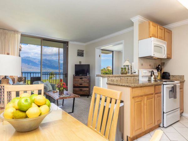 Two Bedroom Kihei Vacation Condo with Ocean & Mountain Views