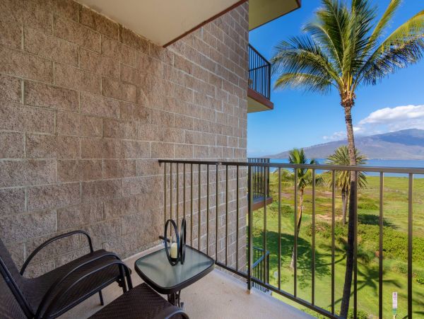 Two Bedroom Kihei Vacation Condo with Ocean & Mountain Views