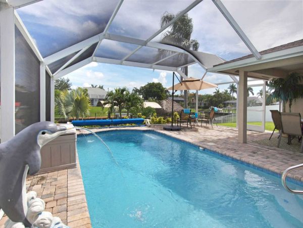 Cape Coral Vacation Rental Home Sleeps Eight Guests