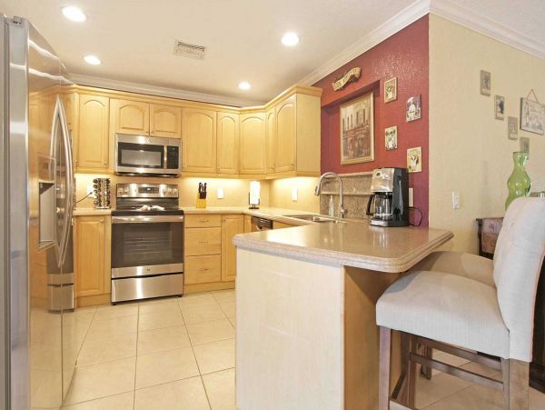 Cape Coral Vacation Rental Home Sleeps Eight Guests