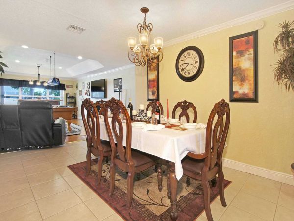 Cape Coral Vacation Rental Home Sleeps Eight Guests