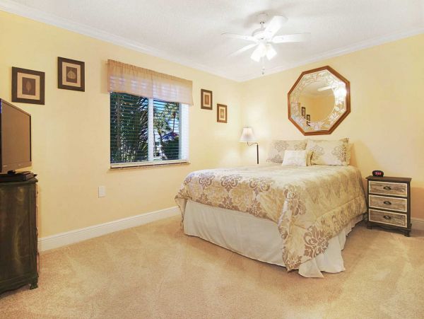 Cape Coral Vacation Rental Home Sleeps Eight Guests