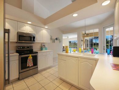 Cape Coral Home 908880
