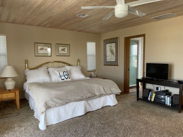 Little Gasparilla Direct Gulf Front Home 3 Bedroom & Decks