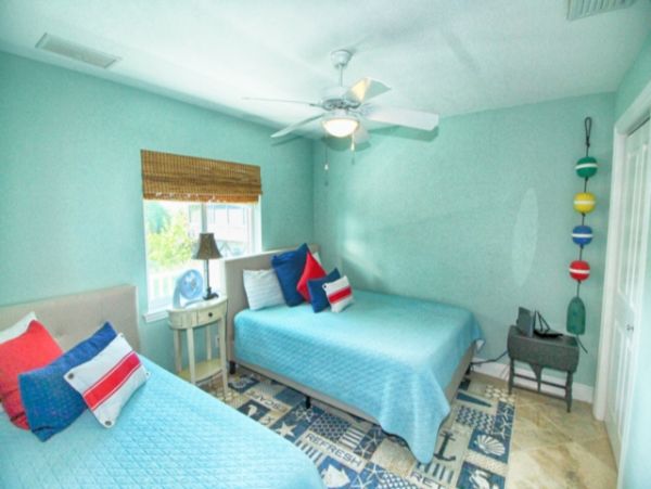 Value Bayfront Vacation Home in Little Gasparilla 8 Guests