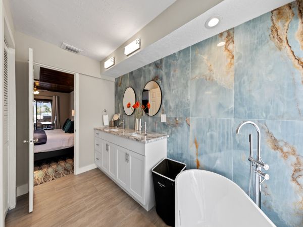 Cape Coral Luxury Vacation Home