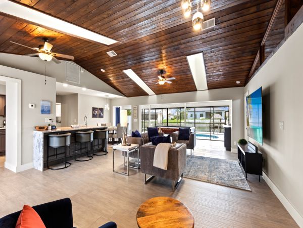 Cape Coral Luxury Vacation Home