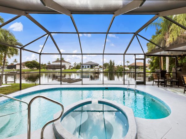 Cape Coral Luxury Vacation Home