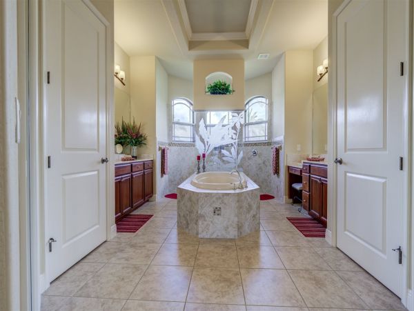 Canal Front Three-Bedroom Vacation Home in Cape Coral
