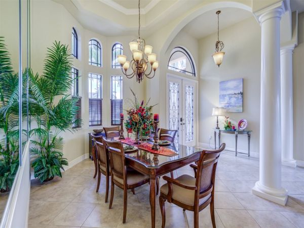 Canal Front Three-Bedroom Vacation Home in Cape Coral