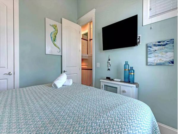 Four Bedroom Anna Maria Townhome Rental
