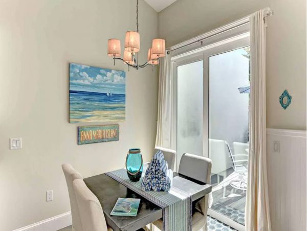Four Bedroom Anna Maria Townhome Rental