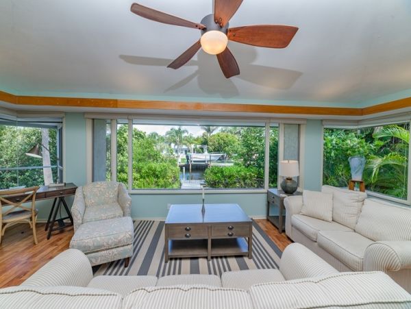 Anna aria Island Luxury Accommodation All the Way