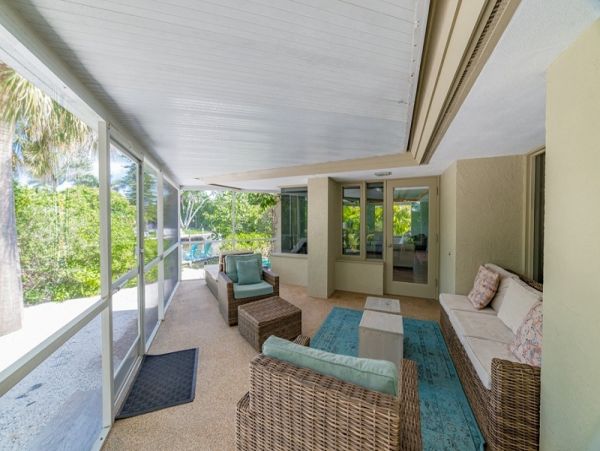 Anna aria Island Luxury Accommodation All the Way