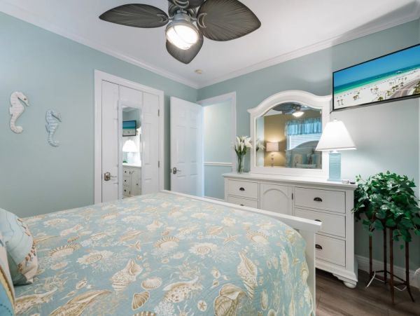 Gulf Front Vacation Rental in Florida - Anna Maria Island Beachfront Condo