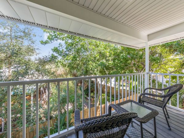 Three Bedroom Cottage Just Steps to Siesta Key Beach