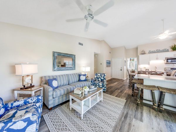 Three Bedroom Cottage Just Steps to Siesta Key Beach