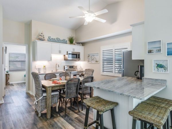 Three Bedroom Cottage Just Steps to Siesta Key Beach