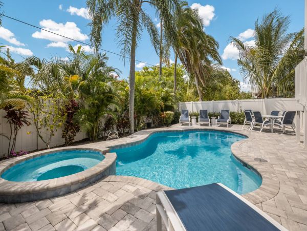 Anna Maria Vacation Rental One Block to The Beach Sleeps 8