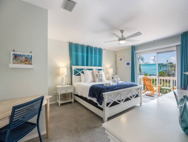 Anna Maria Vacation Rental One Block to The Beach Sleeps 8