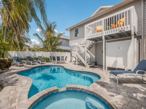 Anna Maria Vacation Rental One Block to The Beach Sleeps 8