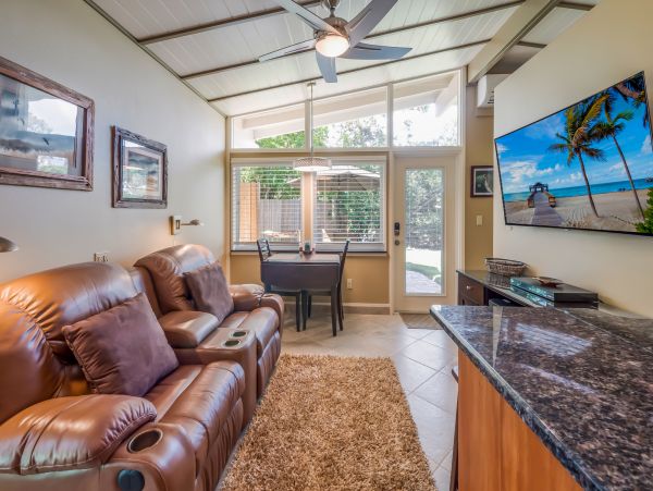 One Bedroom Anna Maria Vacation Rental 250 Steps to Beach