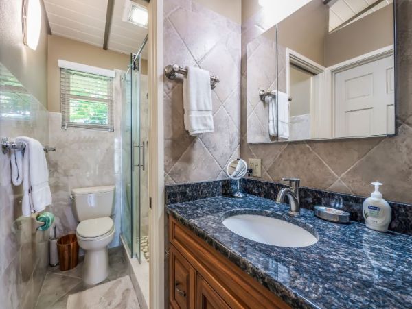 One Bedroom Anna Maria Vacation Rental 250 Steps to Beach