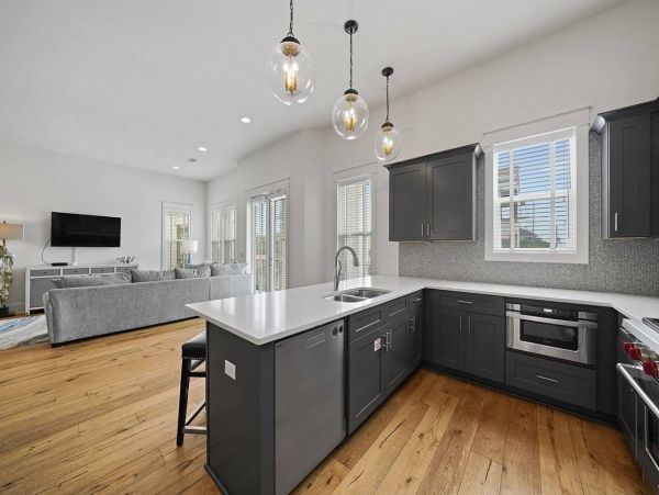 Gulf View SIx Bedroom Vacation Rental Home in Miramar Beach