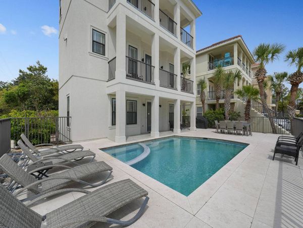 Gulf View SIx Bedroom Vacation Rental Home in Miramar Beach