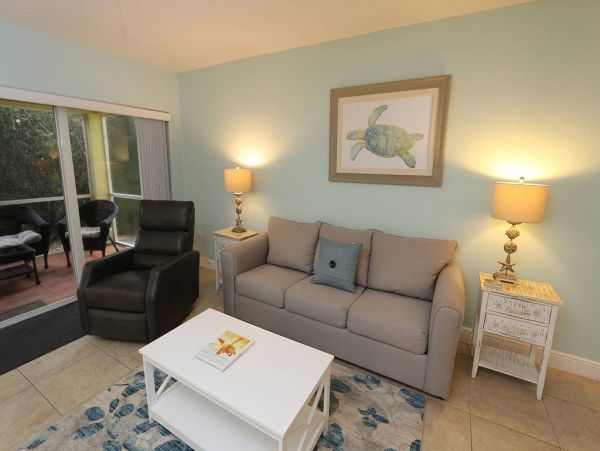 Longboat Key 2 Bedroom Condo Walk To Beach Sleeps 6 Guests