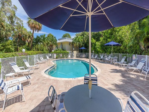 Longboat Key Vacation Rental - Florida Gulf Coast Condo with Pool & Beach Access