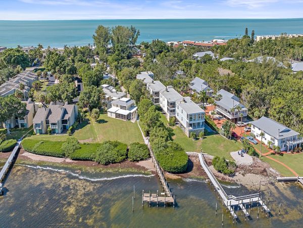 Longboat Key Vacation Rental - Renovated Condo with Beach Access