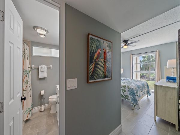 Longboat Key Vacation Rental - Renovated Condo with Beach Access