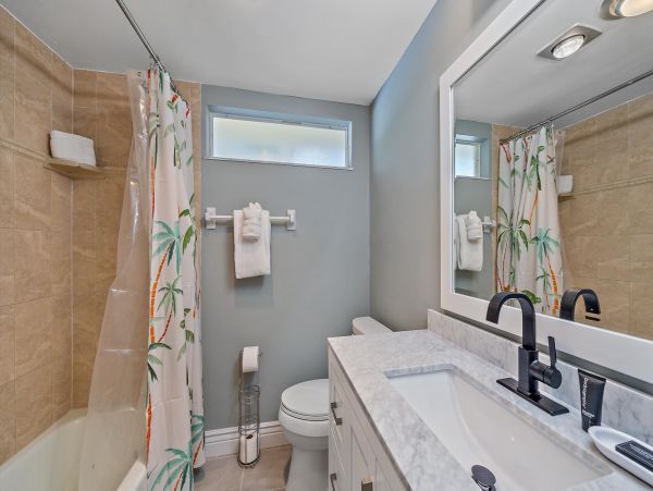 Longboat Key Vacation Rental - Renovated Condo with Beach Access