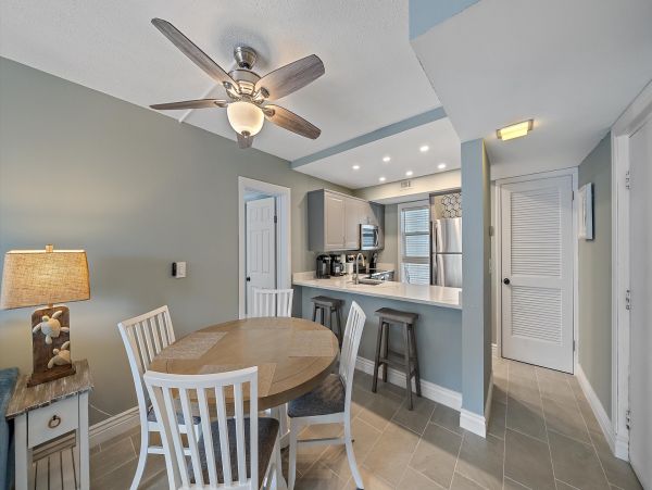 Longboat Key Vacation Rental - Renovated Condo with Beach Access