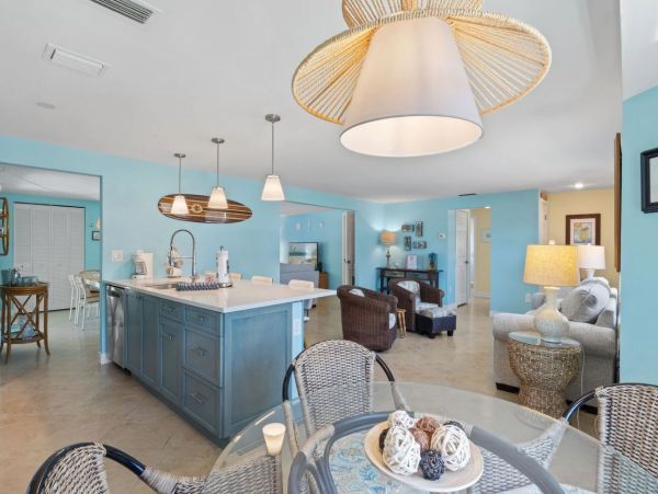 Anna Maria Island Vacation Rental – Beach House with Private Heated Pool & Spa