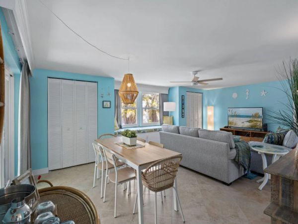 Anna Maria Island Vacation Rental – Beach House with Private Heated Pool & Spa