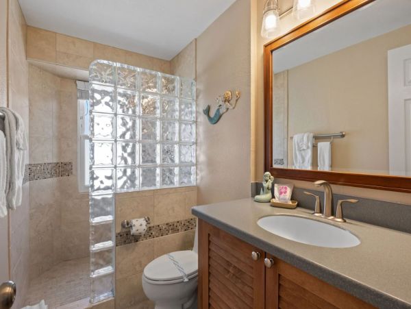 Anna Maria Island Vacation Rental – Beach House with Private Heated Pool & Spa