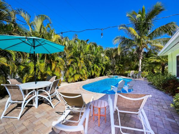 Anna Maria Island Vacation Rental – Beach House with Private Heated Pool & Spa