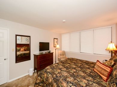 Located on Siesta Key White and Sandy Beach Call Now!