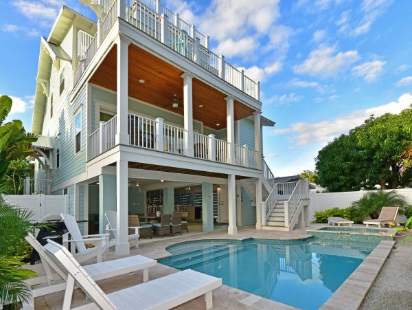 Luxury Villa Anna Maria Island 100 Steps to the Beach
