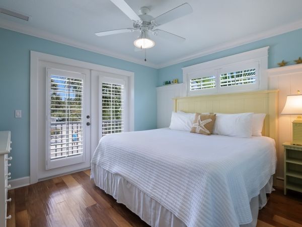 Luxury Villa Anna Maria Island 100 Steps to the Beach