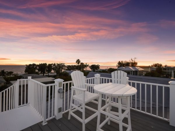 Luxury Villa Anna Maria Island 100 Steps to the Beach