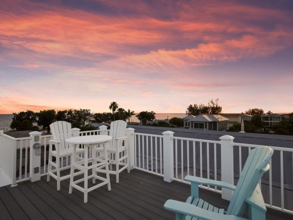 Luxury Villa Anna Maria Island 100 Steps to the Beach