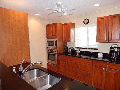 Located at the Best Ever Siesta key Location Located at the Best Ever Siesta key Location