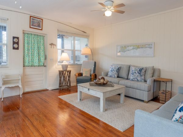 Value Anna Maria Vacation Rentals 3 Bedrooms Sleeps 8 Pool