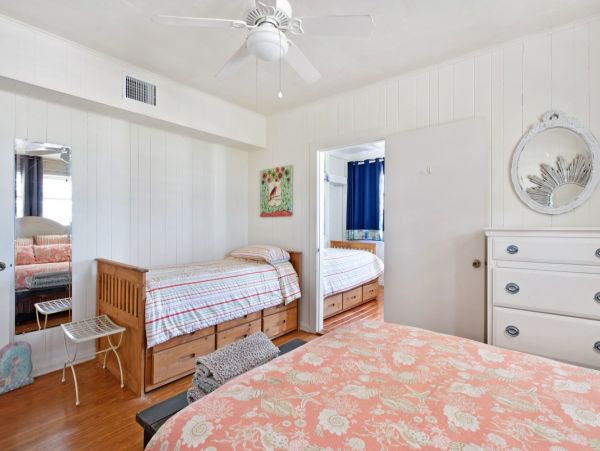 Value Anna Maria Vacation Rentals 3 Bedrooms Sleeps 8 Pool